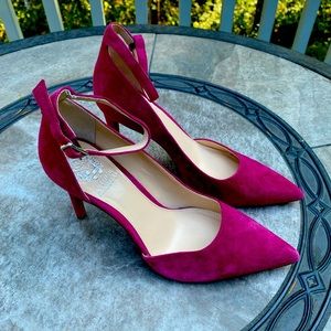 NWOT burgundy rose stilettos